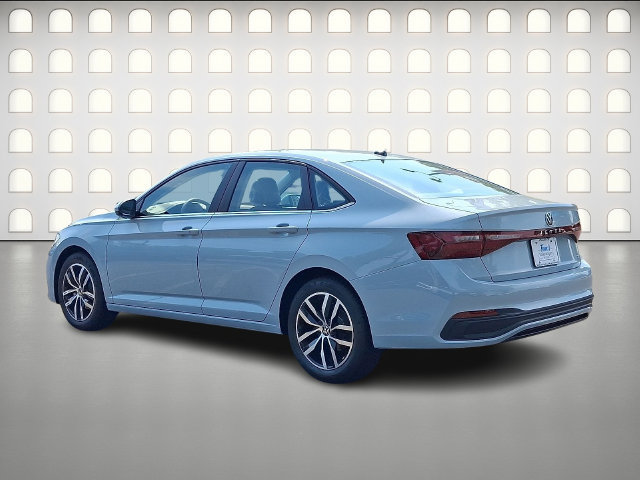 New 2027 Volkswagen Jetta SE FWD image 3