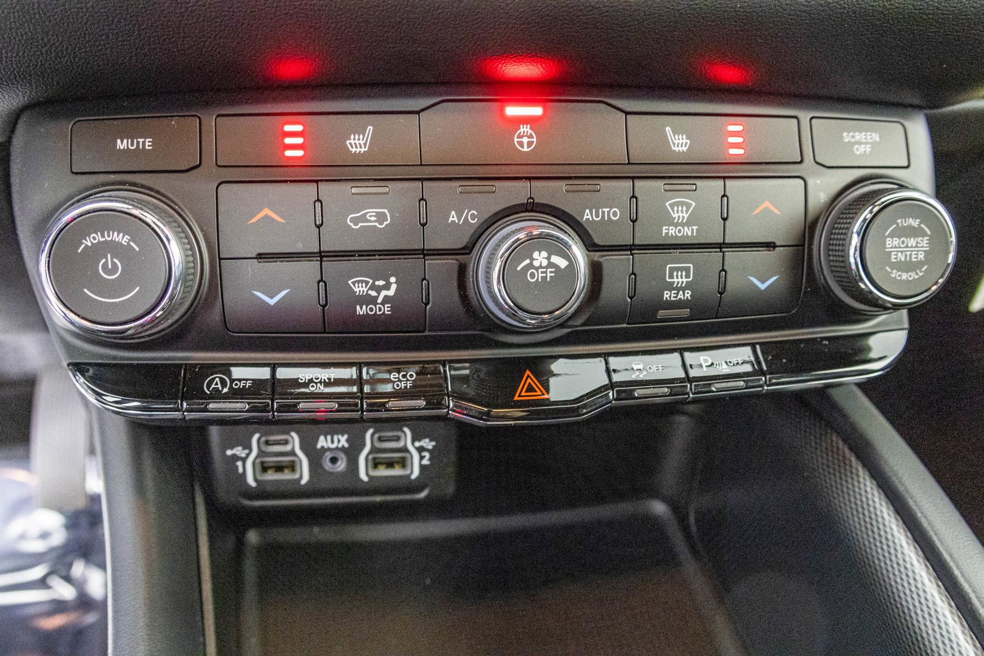 Used 2023 Dodge Durango GT image 30