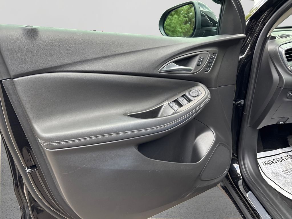 Certified 2024 Buick Encore GX Avenir image 23