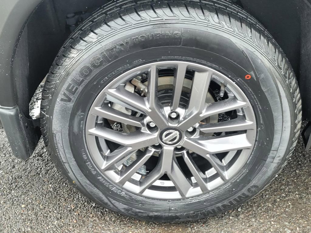 Used 2021 Nissan Rogue S AWD/4WD image 9