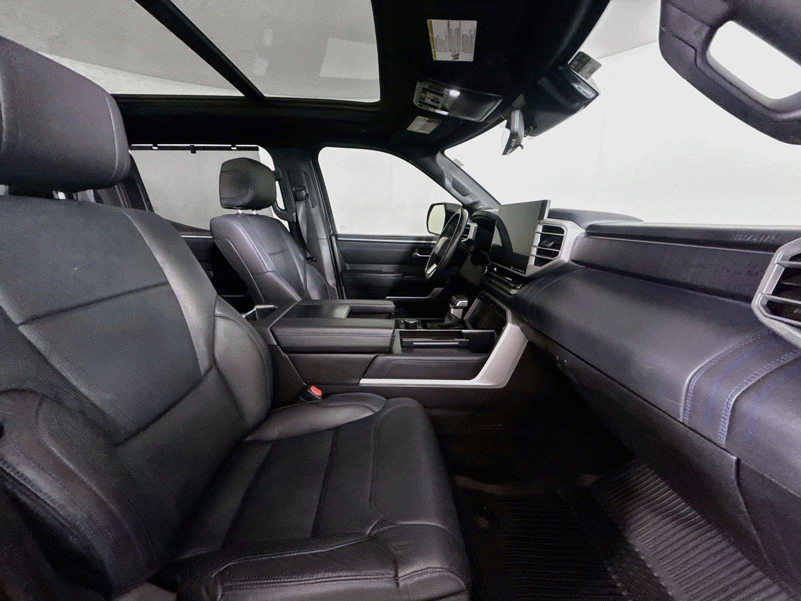 Used 2024 Toyota Tundra Platinum AWD/4WD image 44