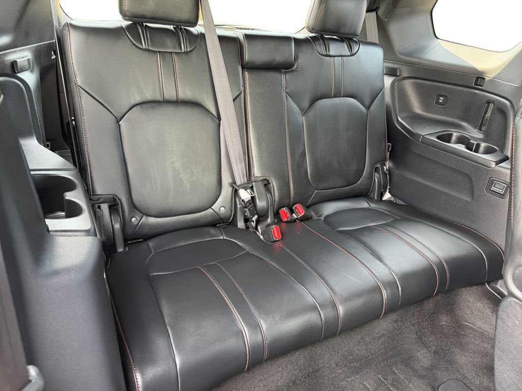 Used 2025 Honda Pilot TrailSport image 10