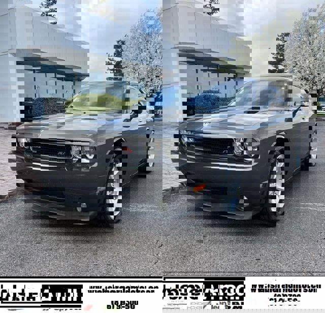 Used 2009 Dodge Challenger R/T image 1