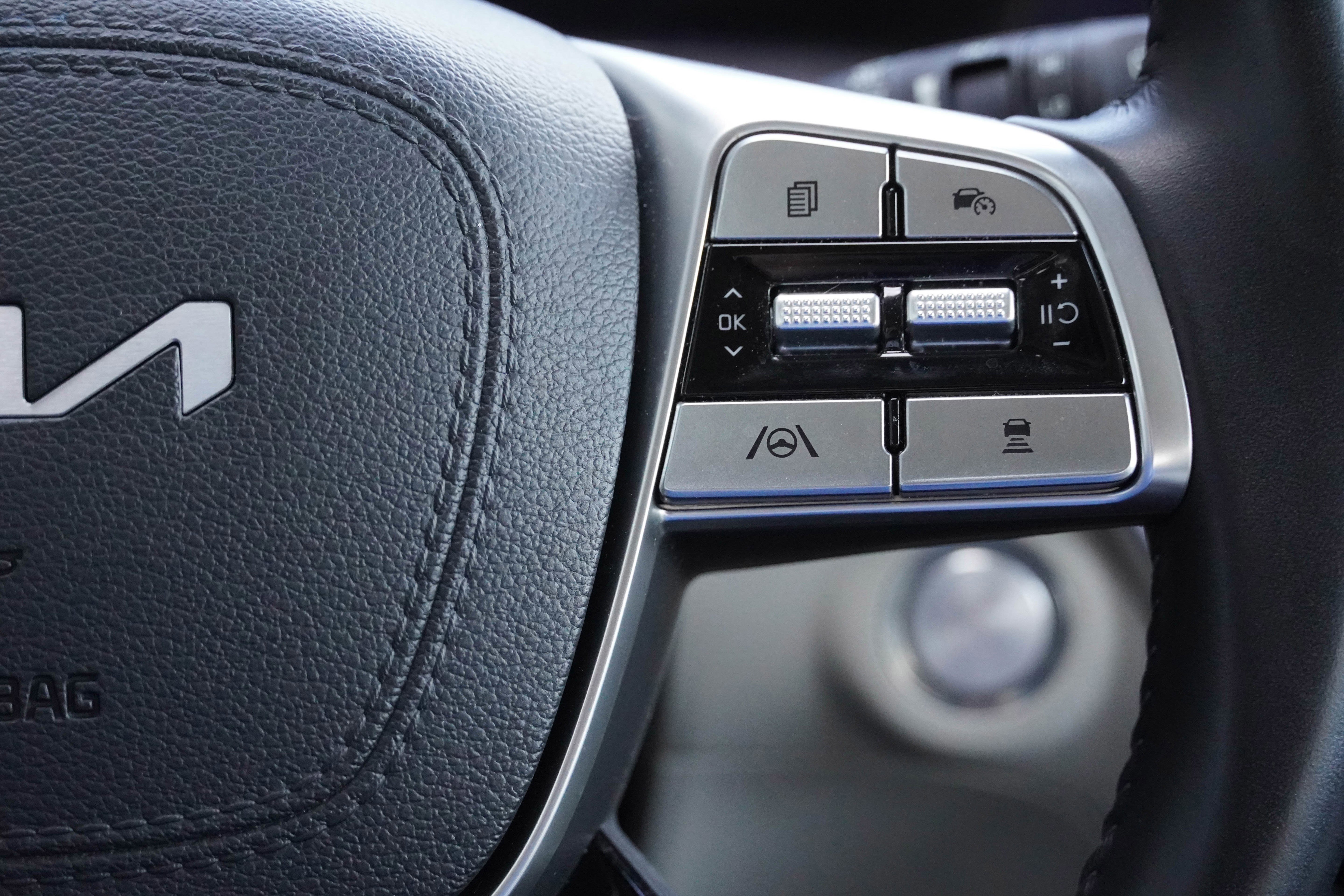 Used 2023 Kia Telluride S FWD image 21