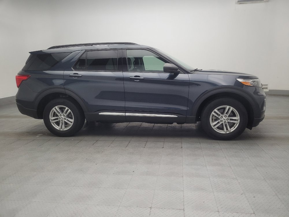 Used 2023 Ford Explorer XLT w/ Equipment Group 202A AWD/4WD image 11