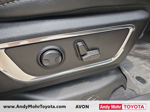 Used 2025 RAM 1500 Laramie AWD/4WD image 36