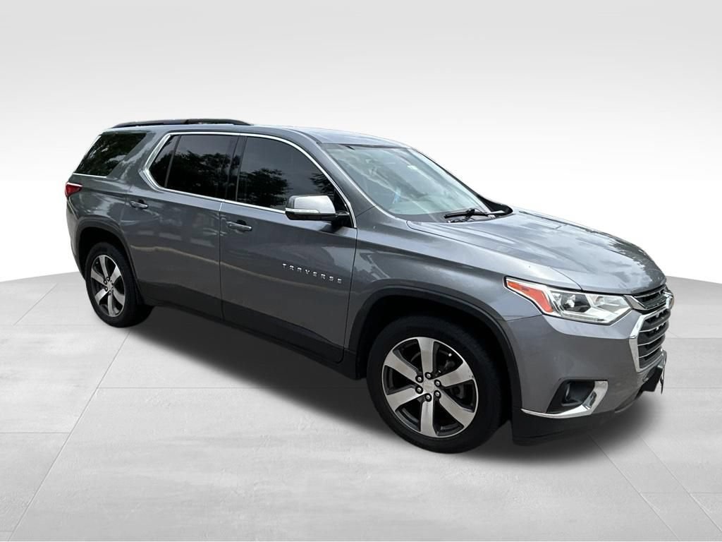 Used 2019 Chevrolet Traverse LT w/ LT Premium Package AWD/4WD image 8