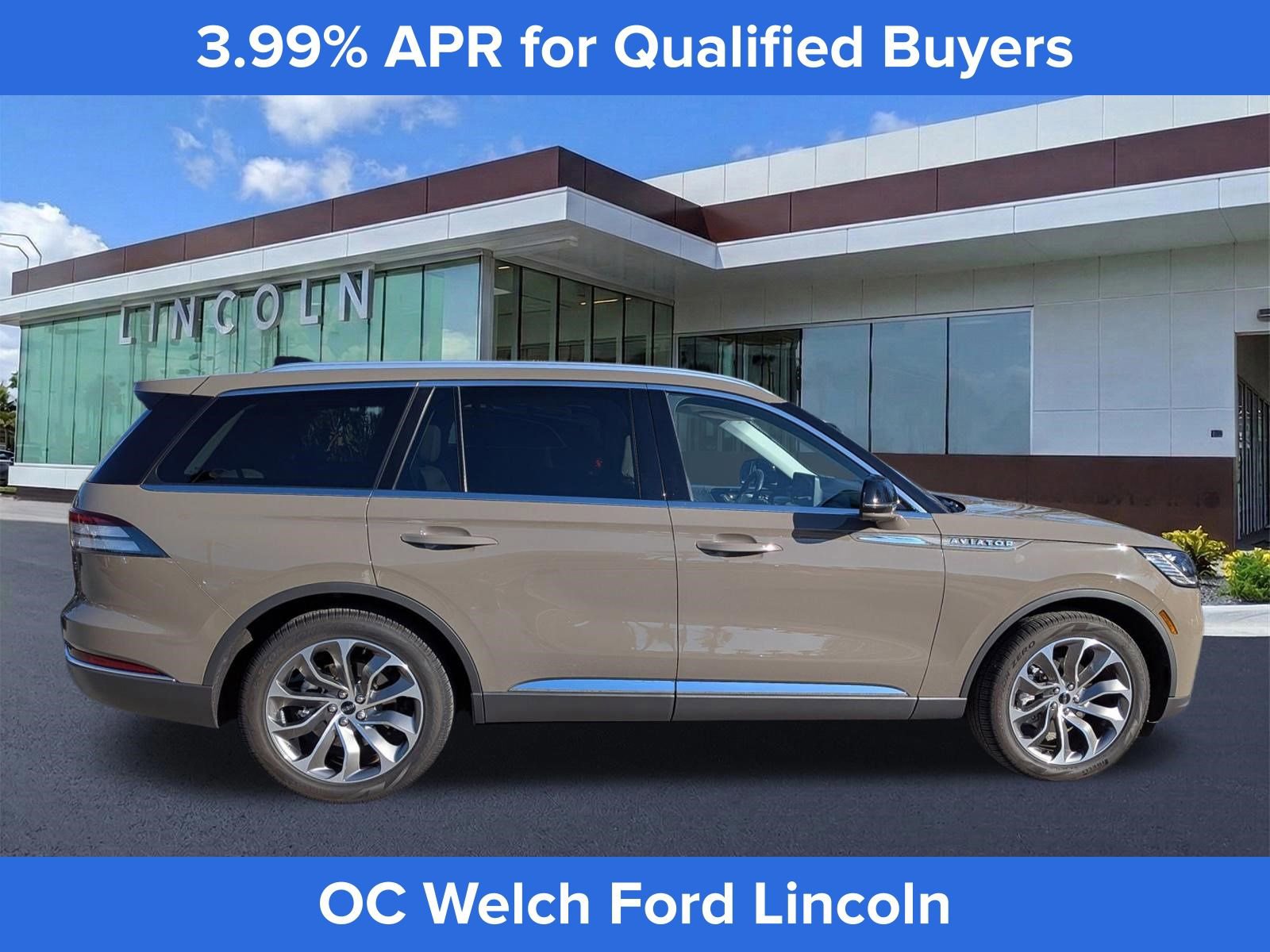 Used 2025 Lincoln Aviator Reserve image 4