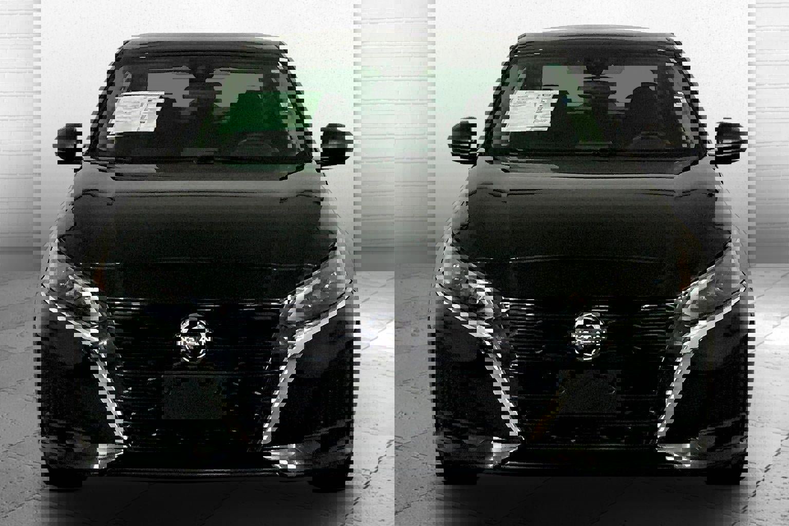 Used 2025 Nissan Altima 2.5 SV image 2