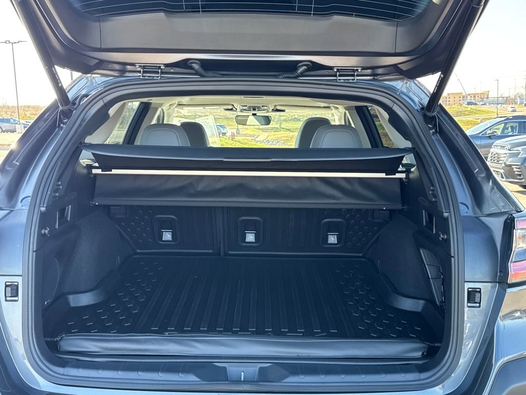 Used 2025 Subaru Outback Limited w/ Popular Package #2 image 12