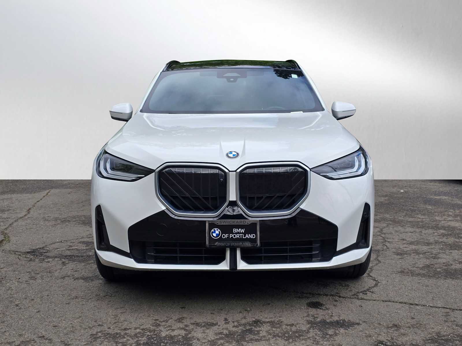 Used 2025 BMW X3 xDrive30i w/ Premium Package AWD/4WD image 8