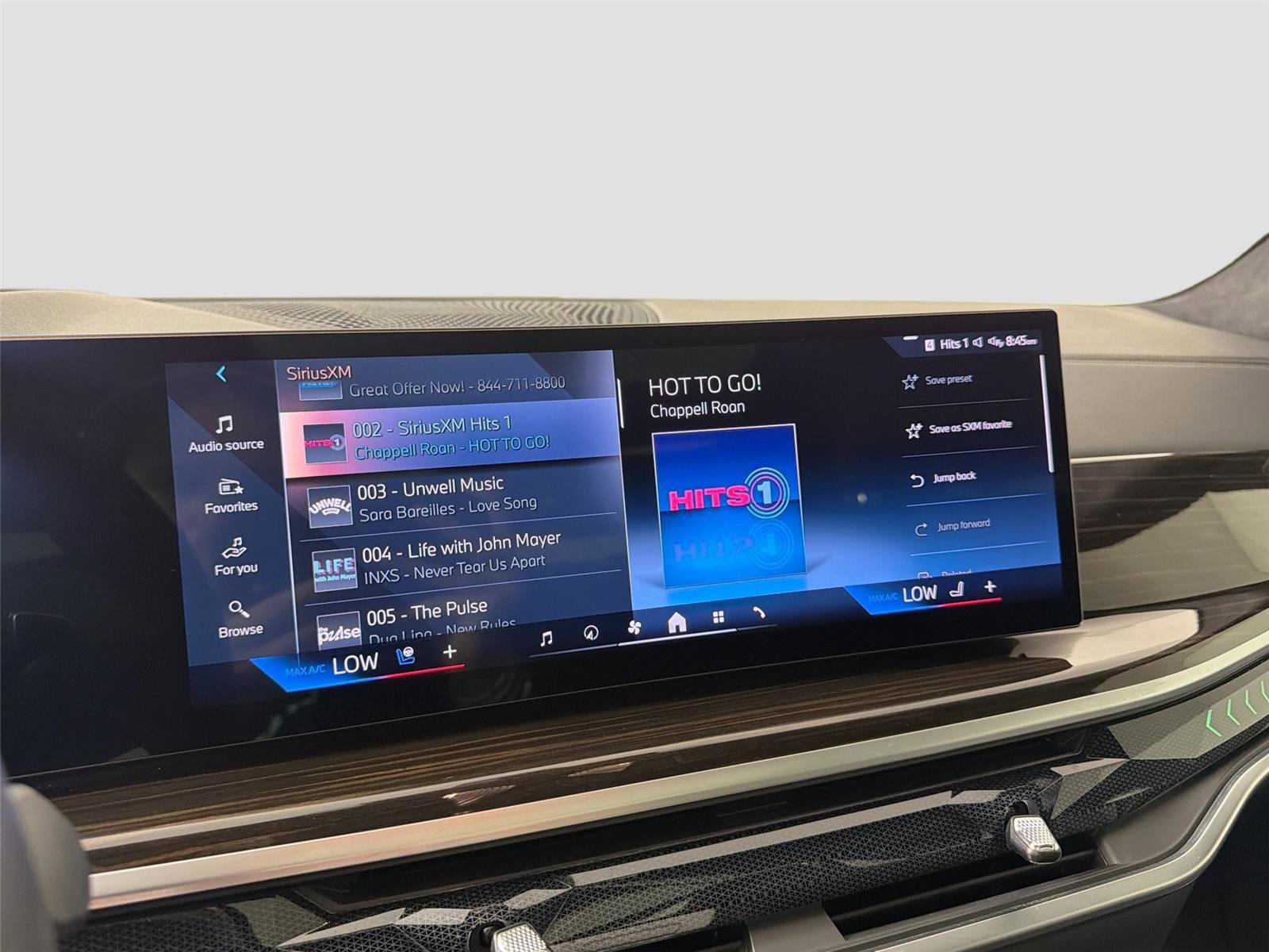 Certified 2024 BMW X7 xDrive40i w/ Executive Package AWD/4WD image 14
