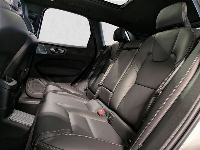 New 2026 Volvo XC60 T8 Ultra w/ Climate Package image 17