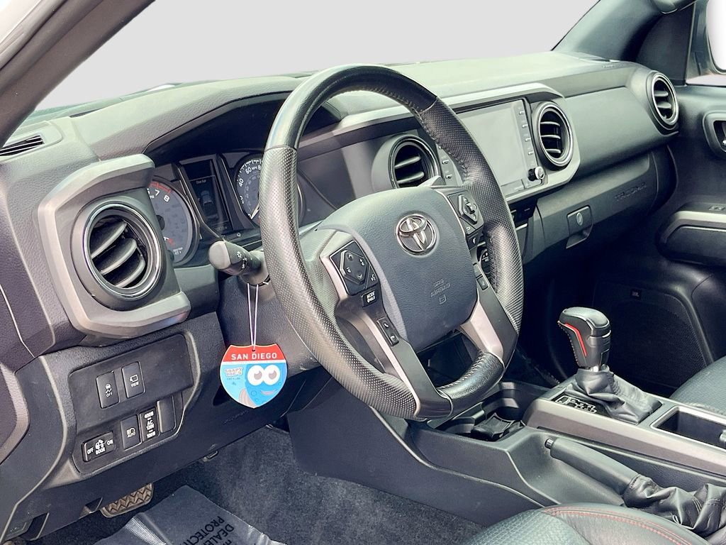 Used 2020 Toyota Tacoma TRD Pro AWD/4WD image 9