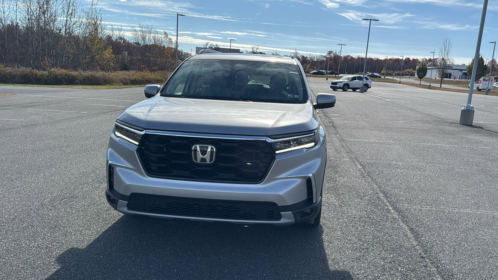 New 2025 Honda Pilot Touring image 16