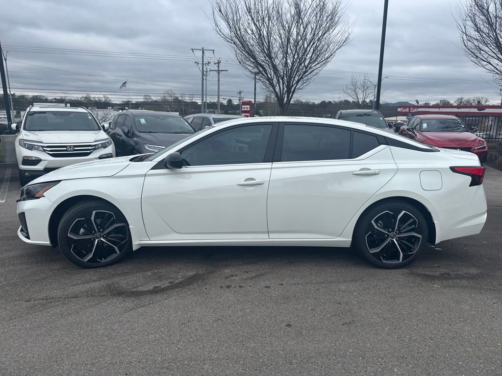 New 2026 Nissan Altima 2.5 SR image 4