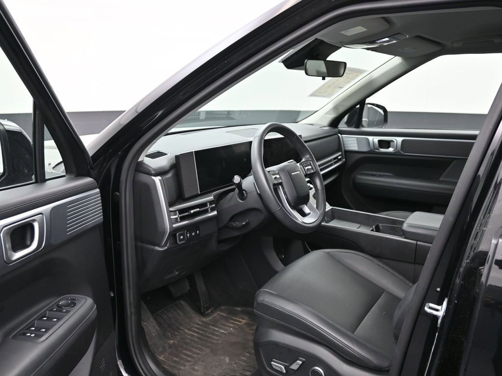 Used 2025 Hyundai Santa Fe SEL AWD/4WD image 10