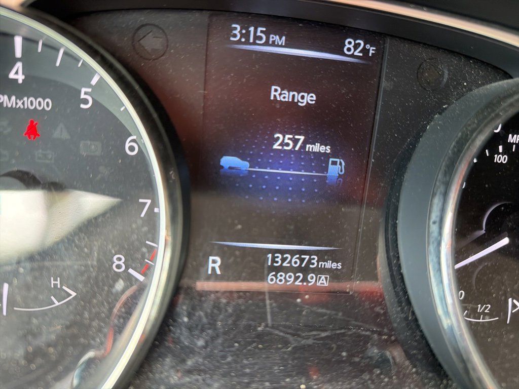 Used 2016 Nissan Rogue SV image 24