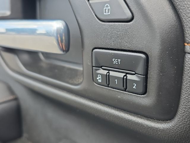Used 2021 GMC Sierra 1500 AT4 w/ AT4 Preferred Package AWD/4WD image 26