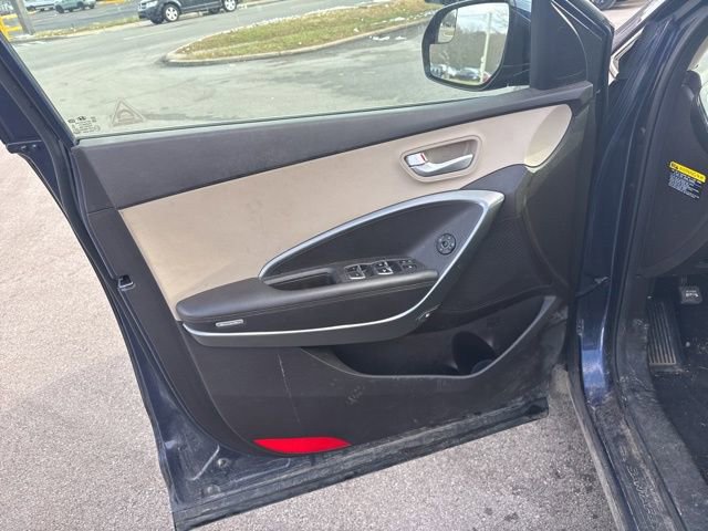 Used 2018 Hyundai Santa Fe SE w/ Cargo Package image 11