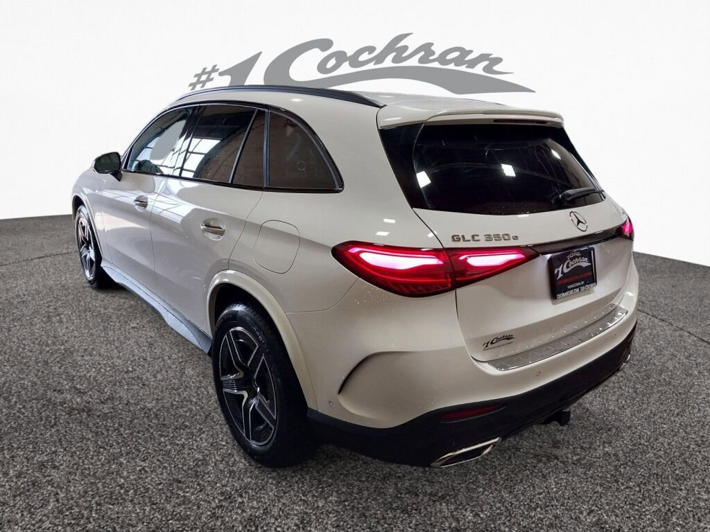 New 2025 Mercedes-Benz GLC 350e GLC 350e image 4