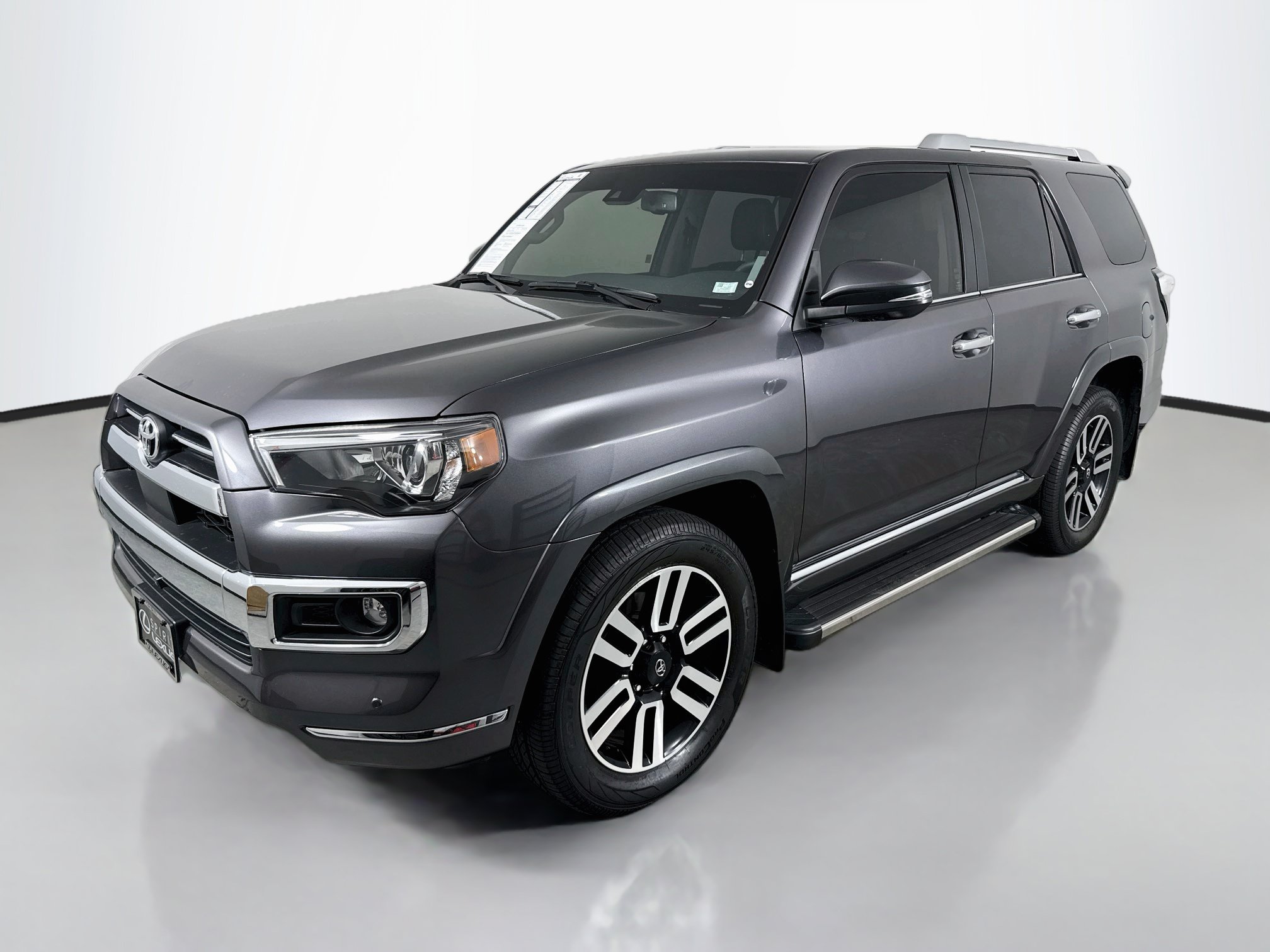 Used 2022 Toyota 4Runner Limited AWD/4WD image 3
