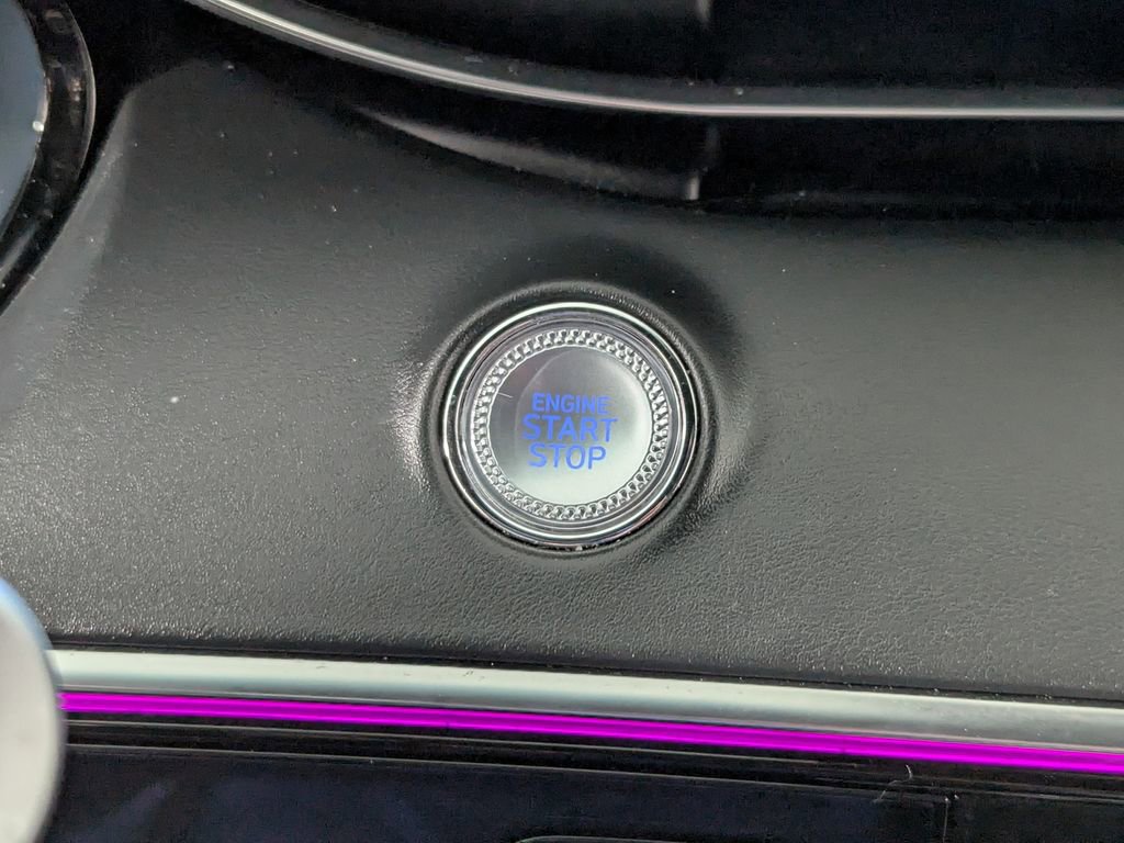 Used 2023 Genesis GV70 2.5T w/ Sport Prestige Package image 30