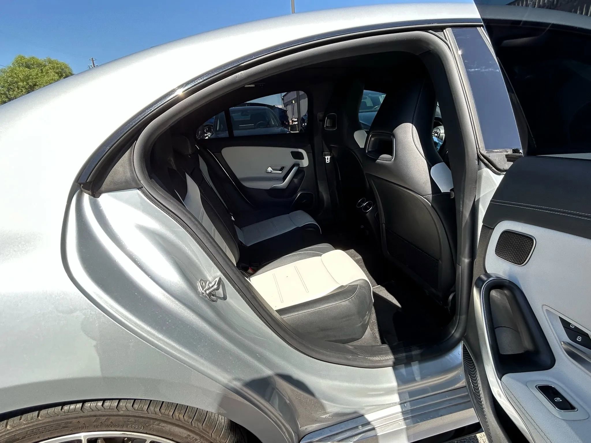 Used 2021 Mercedes-Benz CLA 35 AMG 4MATIC w/ Premium Package image 15