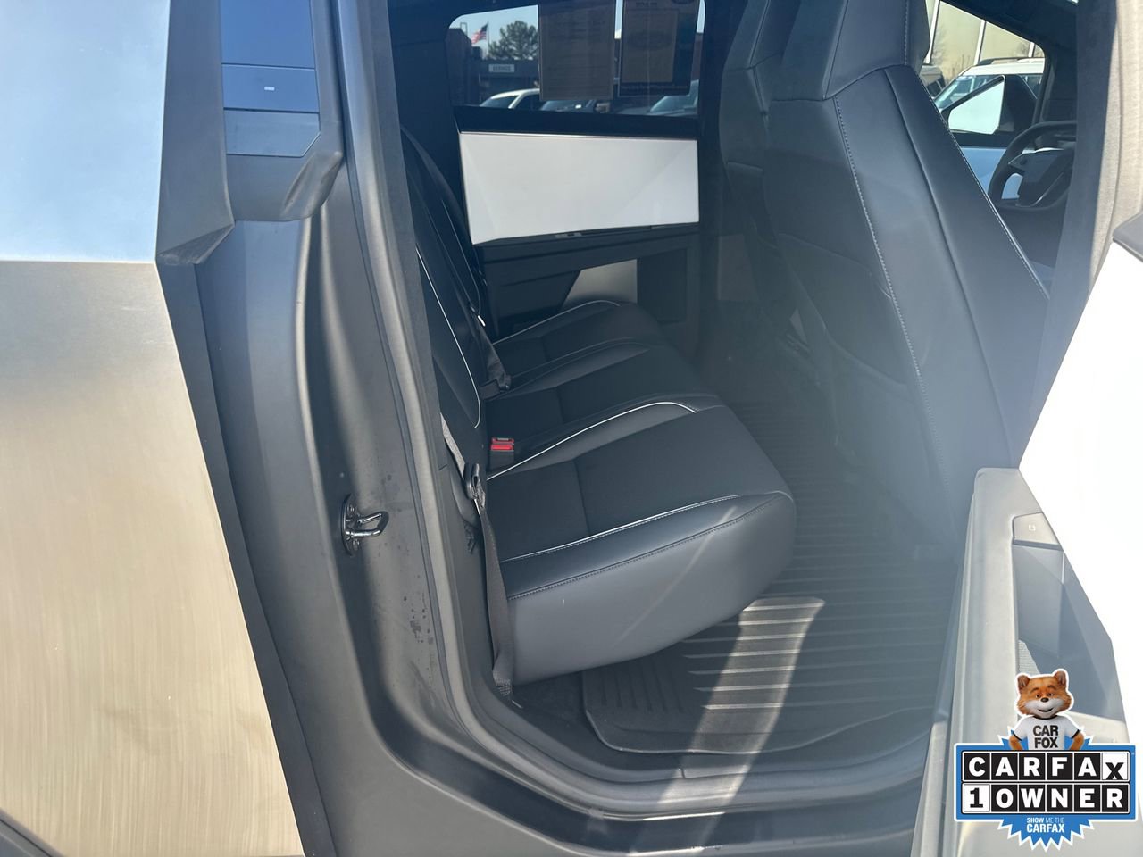 Used 2024 Tesla Cybertruck AWD Crew Cab image 15