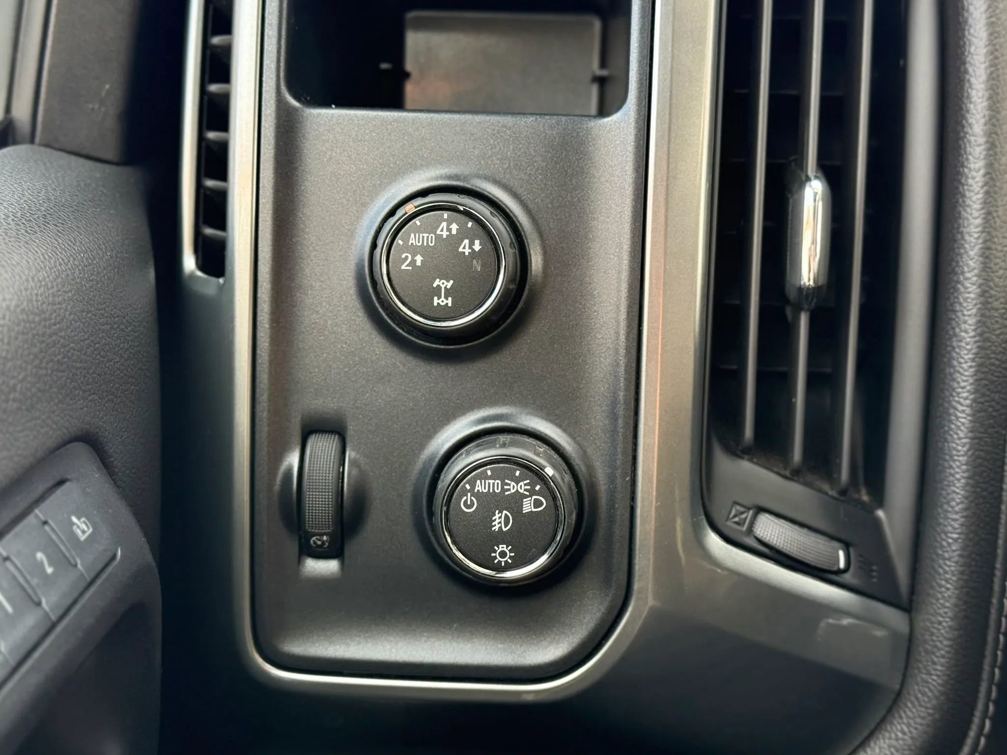 Used 2014 Chevrolet Silverado 1500 LTZ w/ LTZ Plus Package image 20