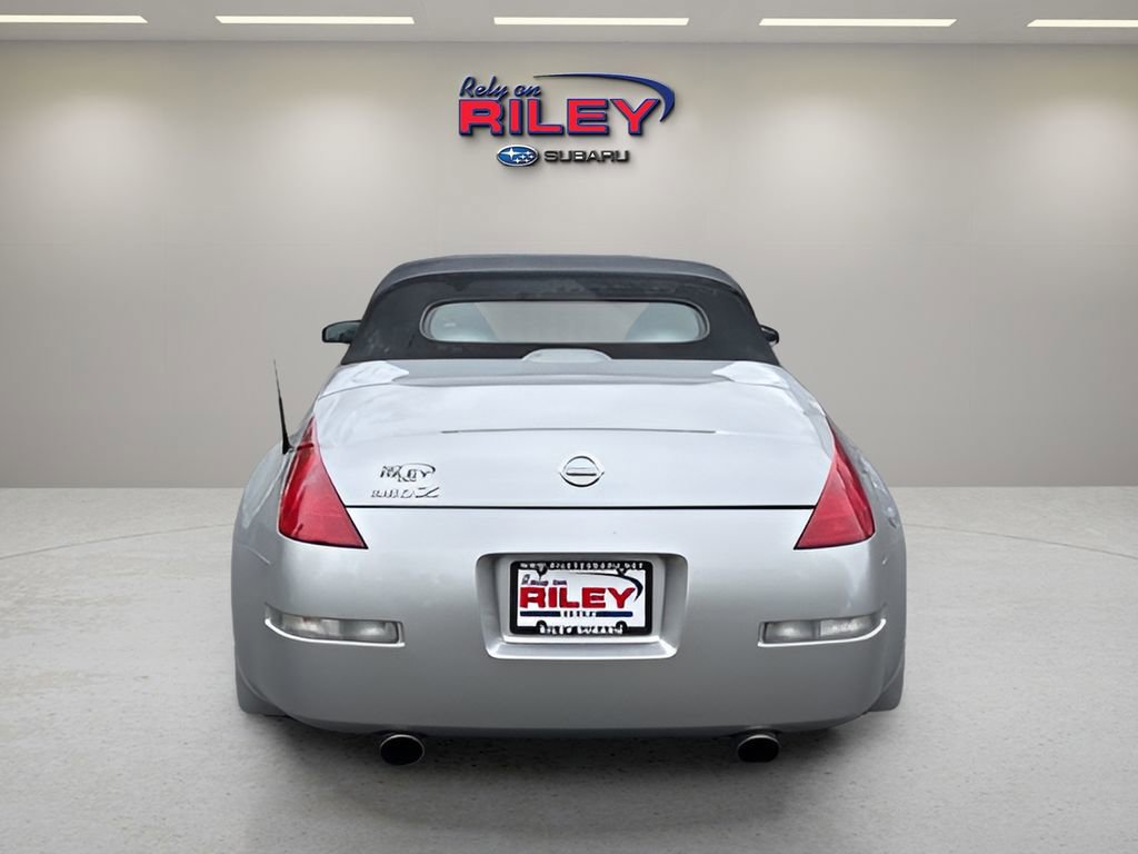 Used 2005 Nissan 350Z Enthusiast RWD image 4