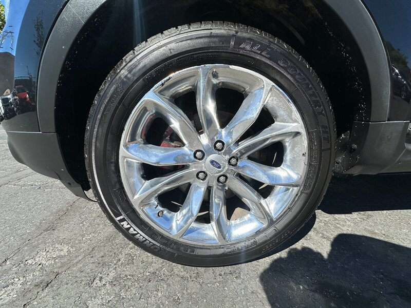 Used 2013 Ford Explorer XLT AWD/4WD image 8