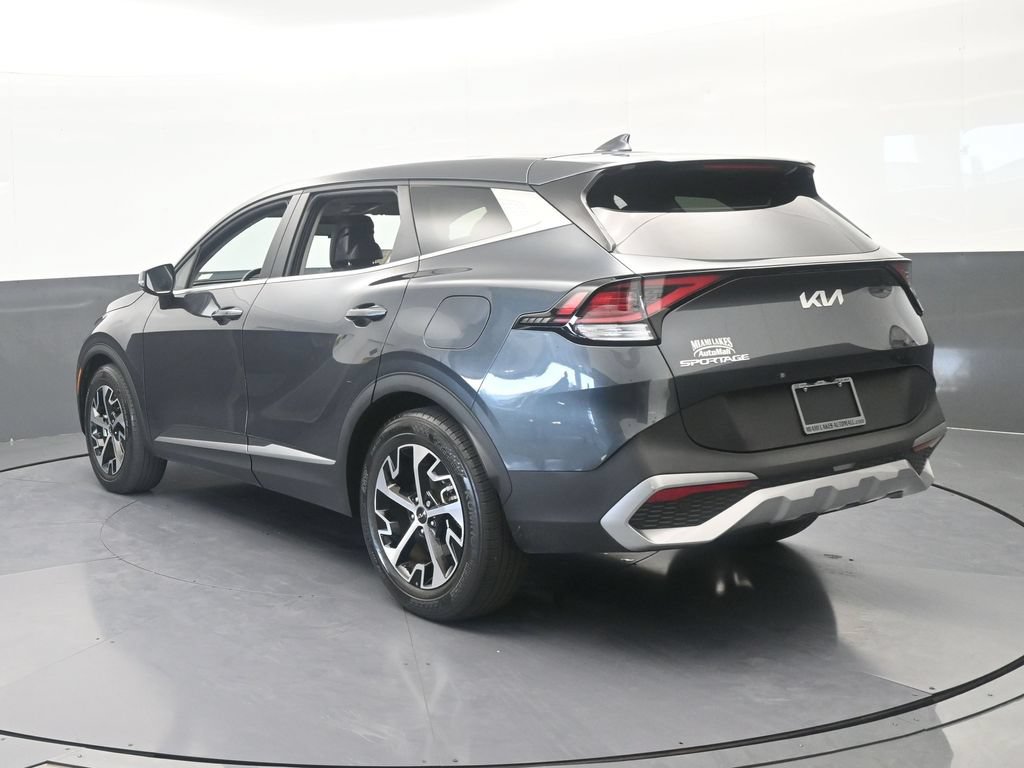 Used 2024 Kia Sportage EX FWD image 4