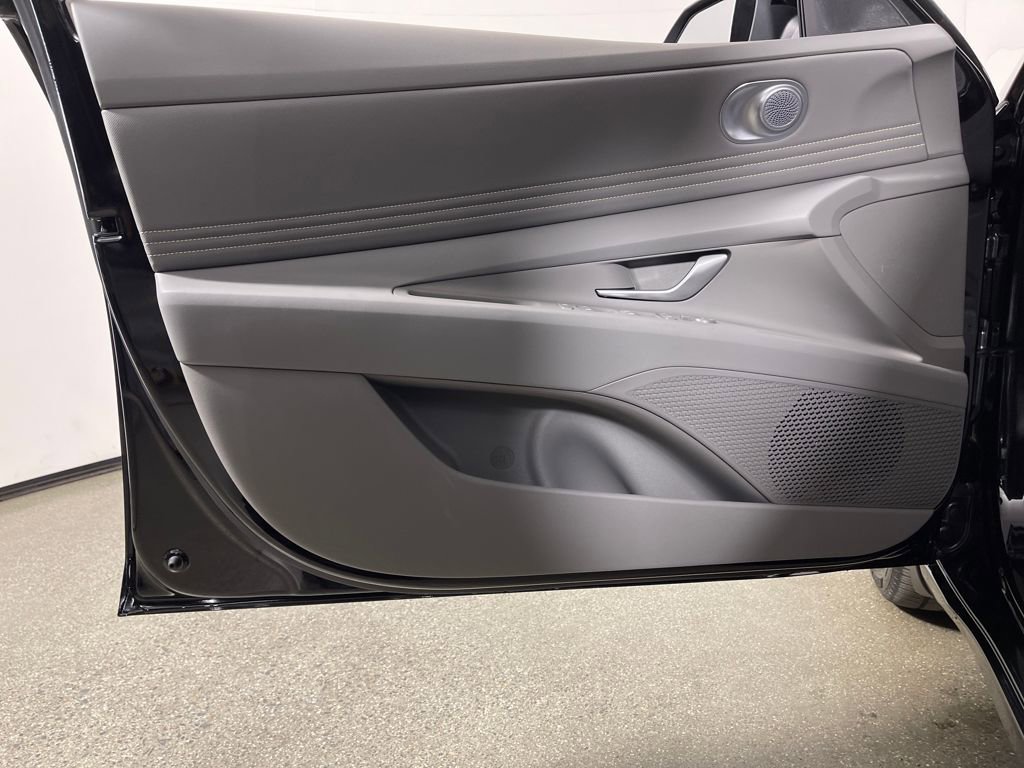 New 2026 Hyundai Elantra Sport image 19
