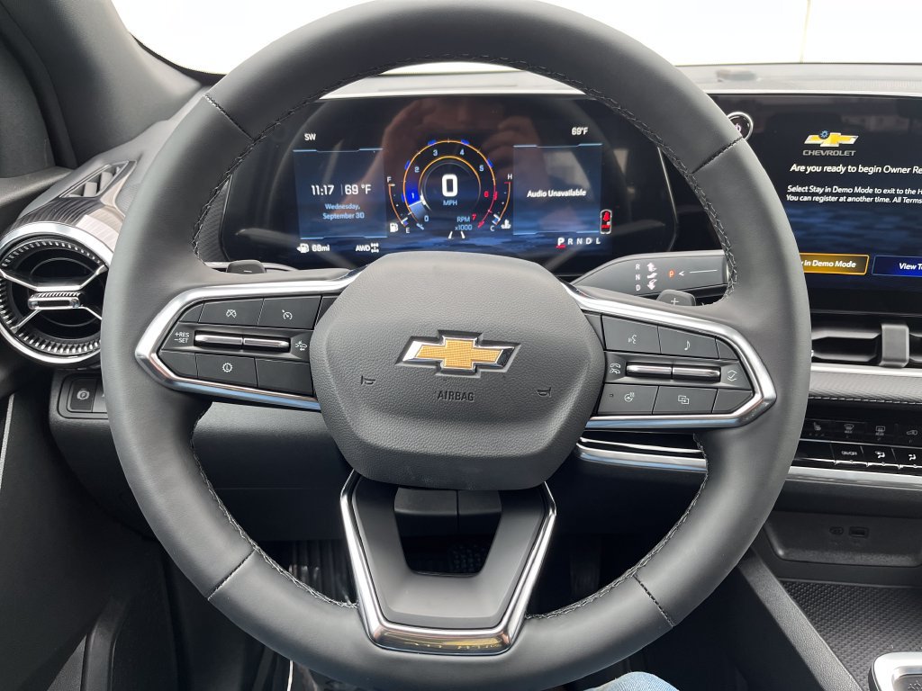 New 2027 Chevrolet Equinox LT w/ LPO, Floor Liner Package AWD/4WD image 14