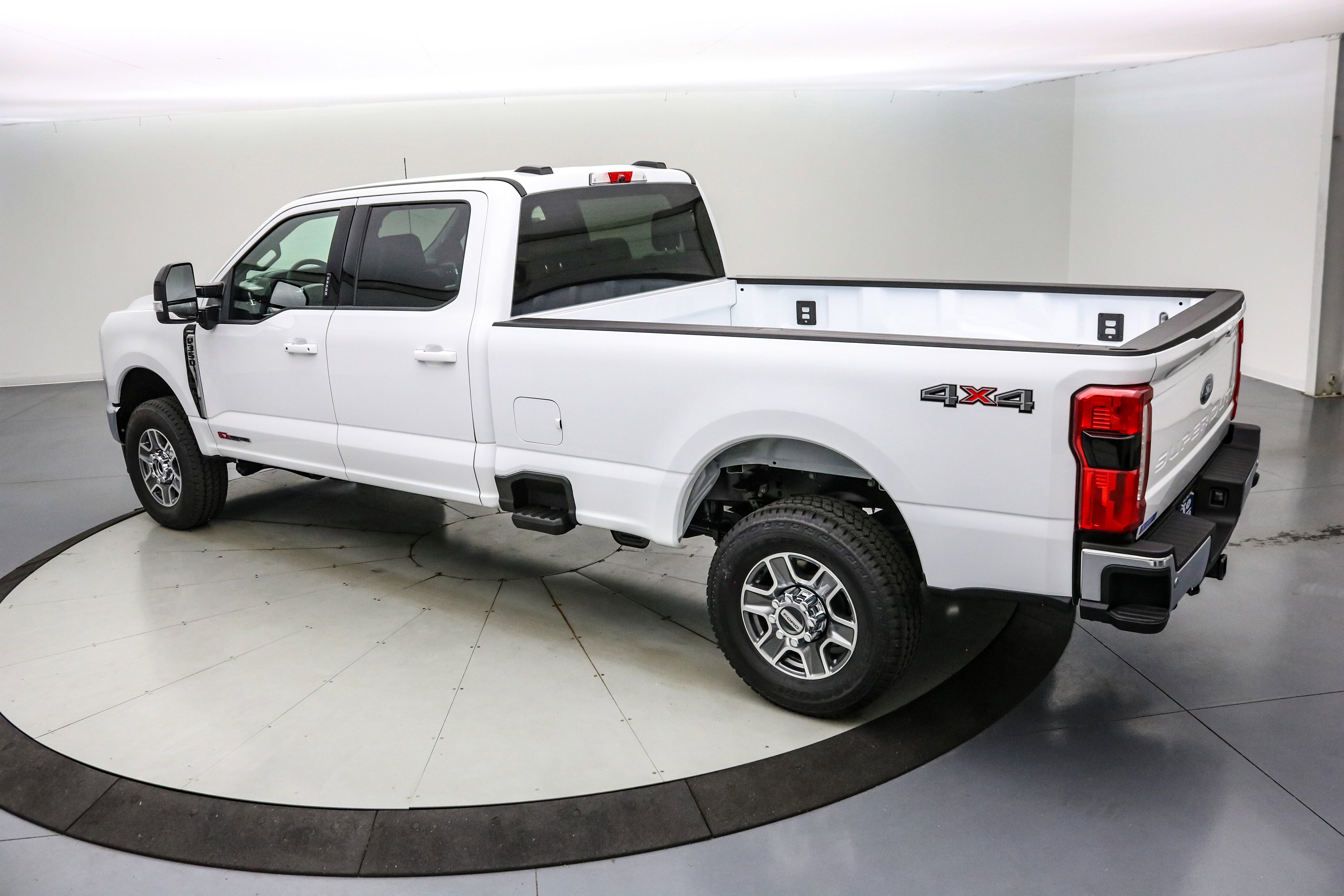 New 2026 Ford F350 Lariat image 7