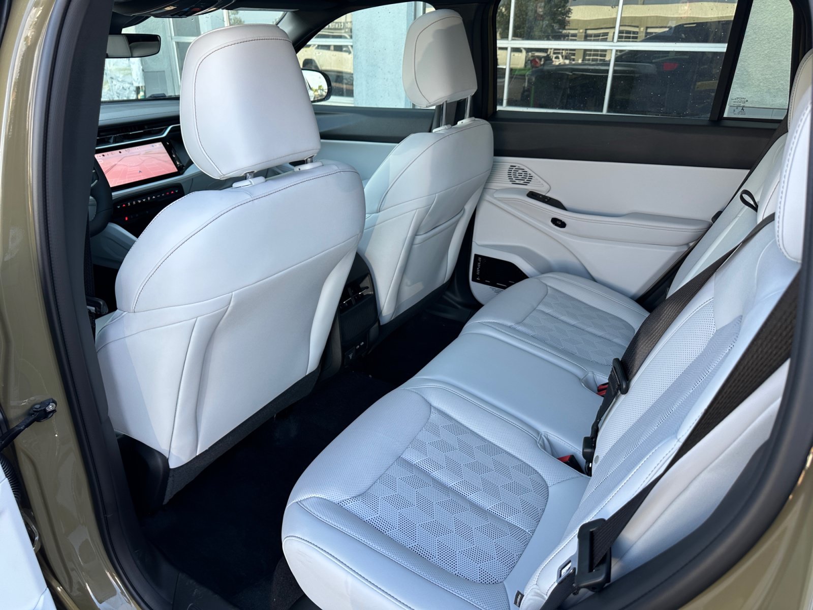 New 2026 Jeep Cherokee Overland AWD/4WD image 24
