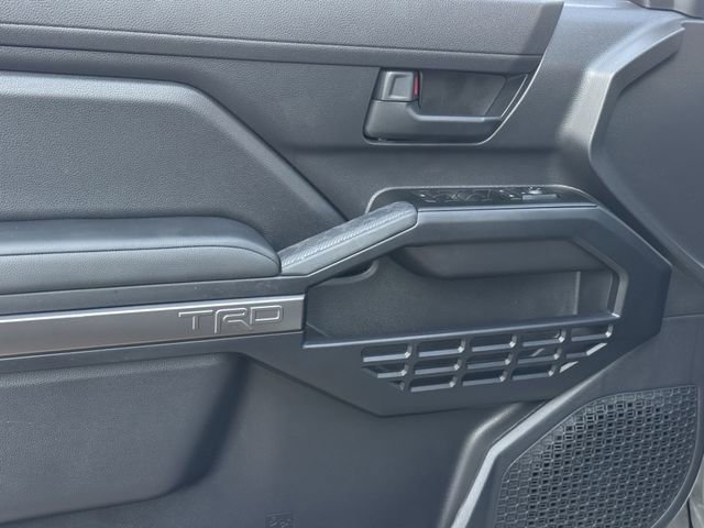 Used 2025 Toyota 4Runner TRD Off-Road image 27