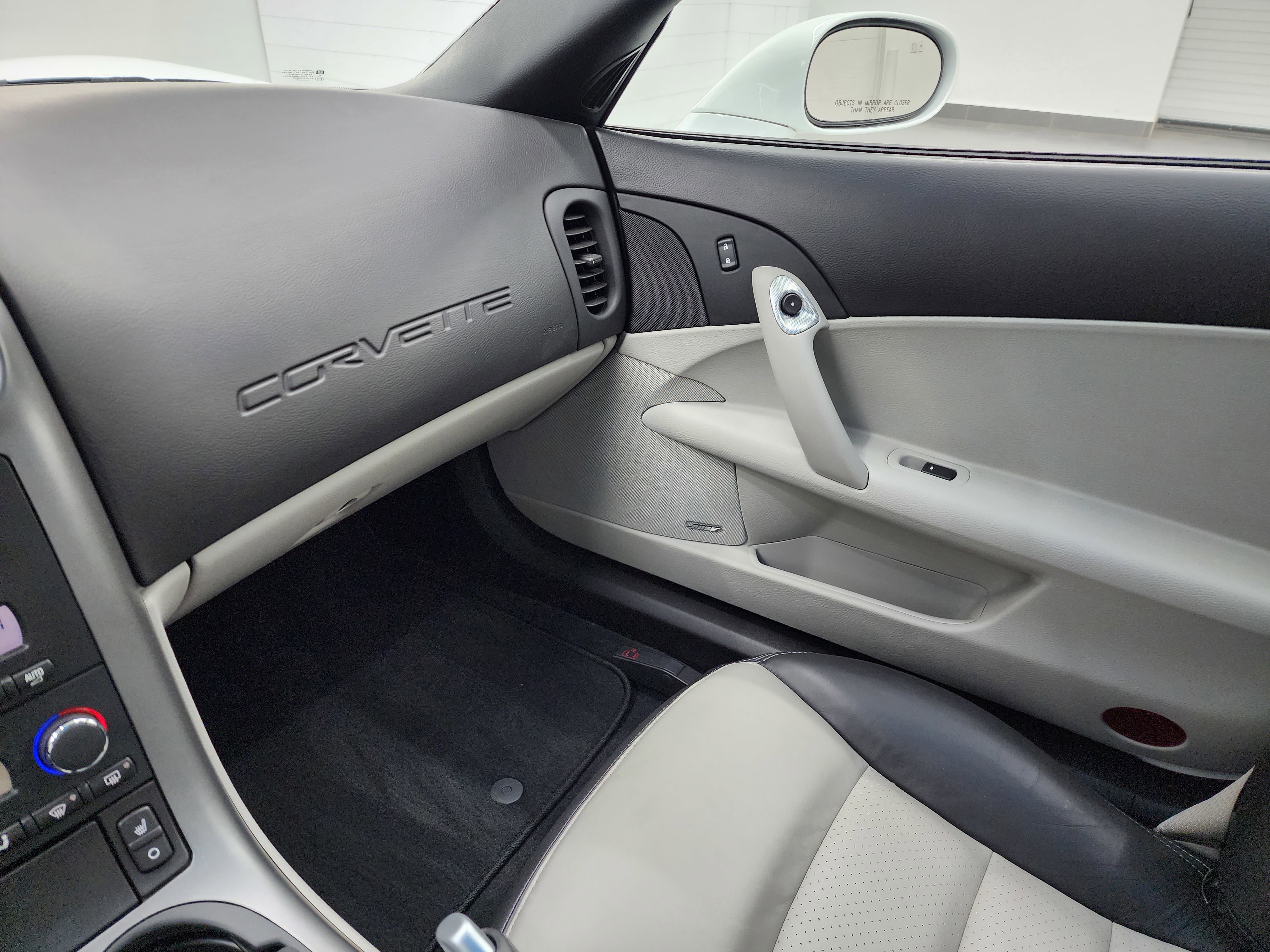 Used 2007 Chevrolet Corvette Coupe w/ Preferred Equipment Group image 11