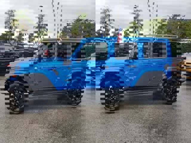 Certified 2022 Jeep Wrangler Unlimited Sahara w/ Safety Group image 4