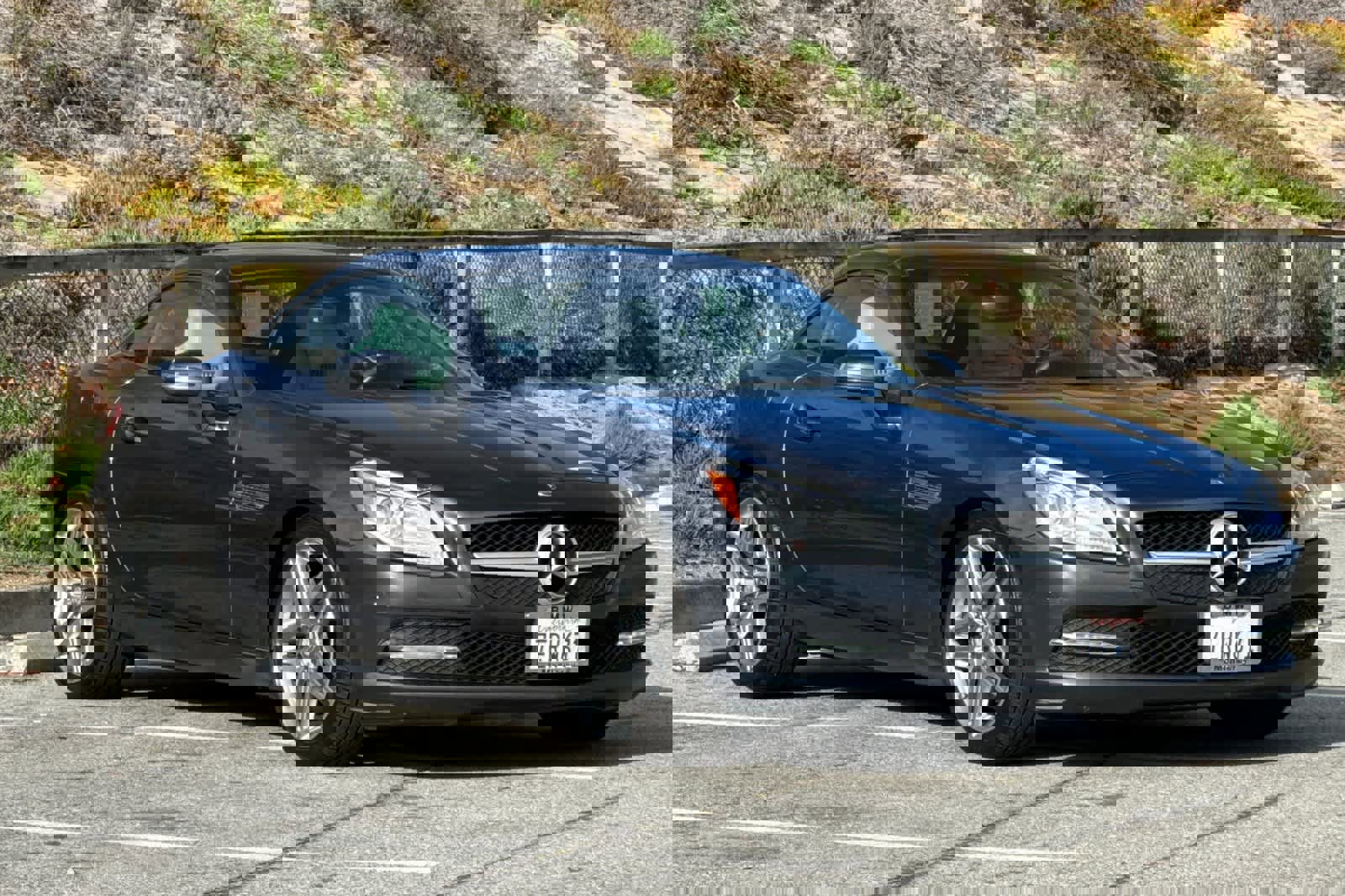 Used 2014 Mercedes-Benz SLK 350 image 8