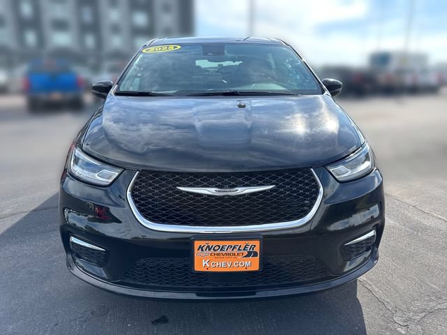 Used 2025 Chrysler Pacifica Select FWD image 8