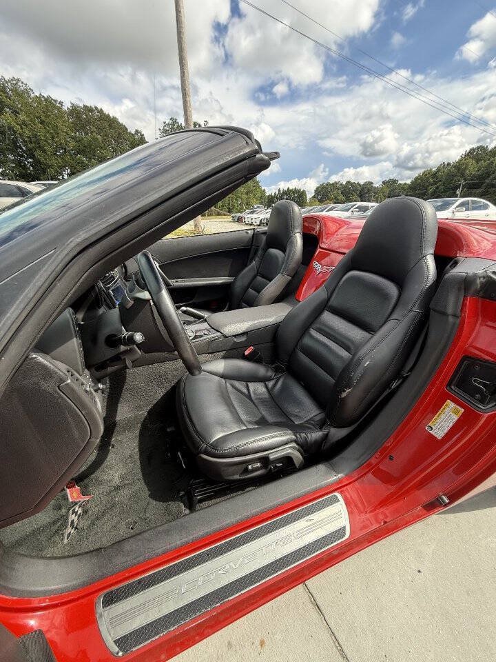 Used 2008 Chevrolet Corvette Convertible w/ Preferred Equipment Group RWD image 12
