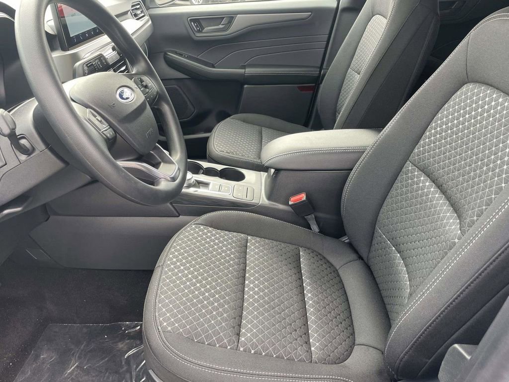 New 2026 Ford Escape Active image 13