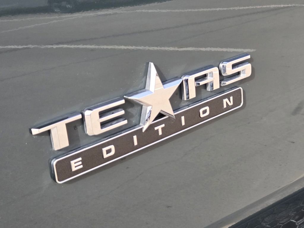 Used 2025 Chevrolet Silverado 2500 LT w/ Texas Edition image 34
