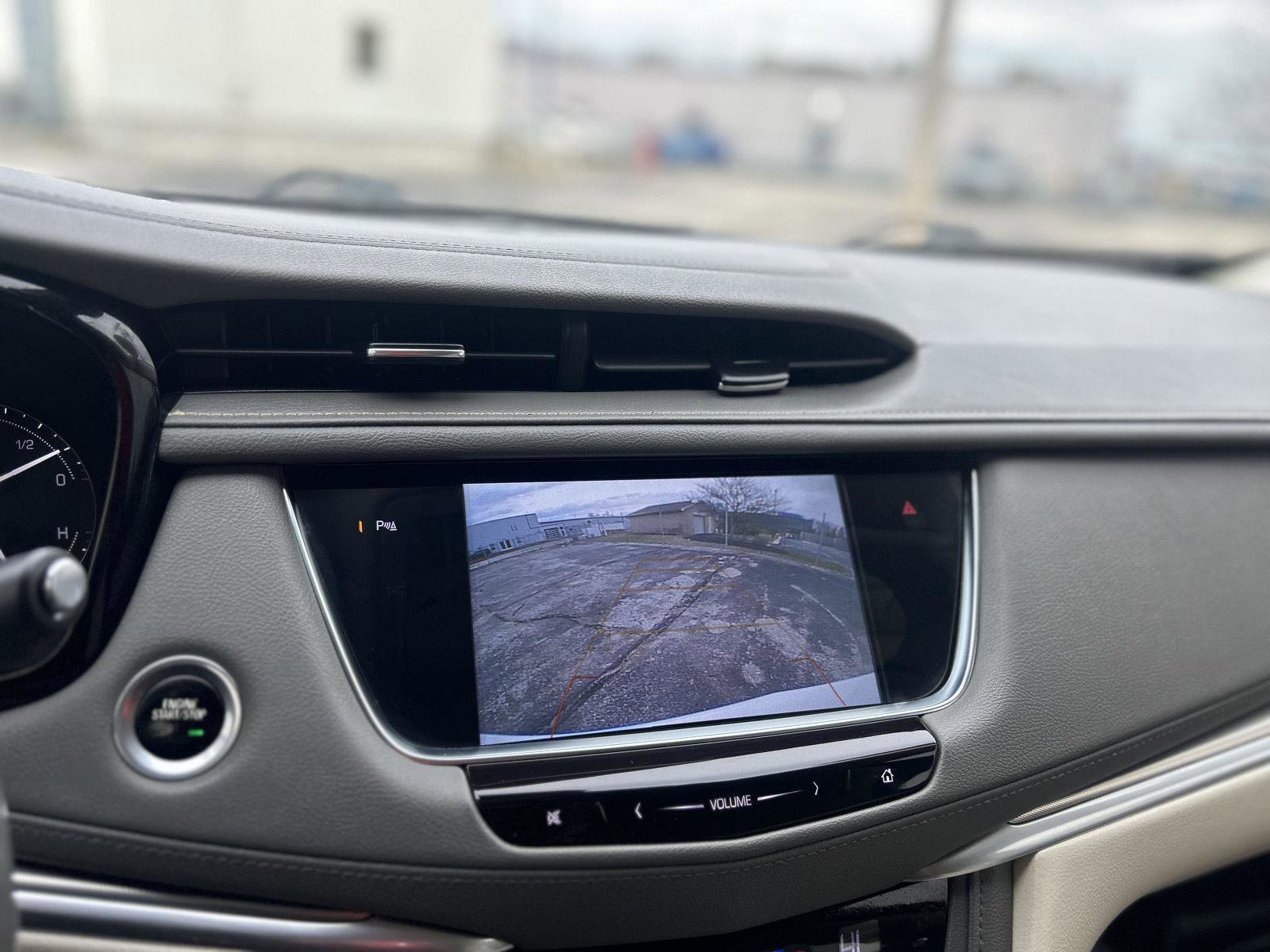 Used 2018 Cadillac XT5 Premium Luxury AWD/4WD image 26