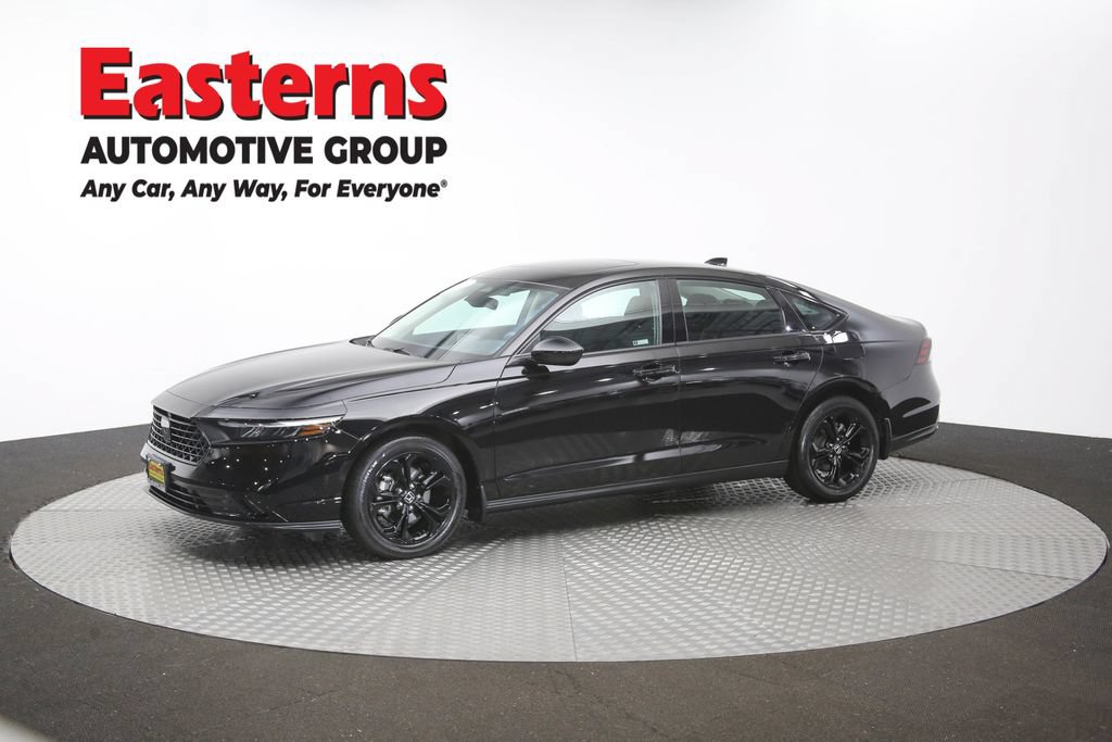 Used 2025 Honda Accord SE image 59