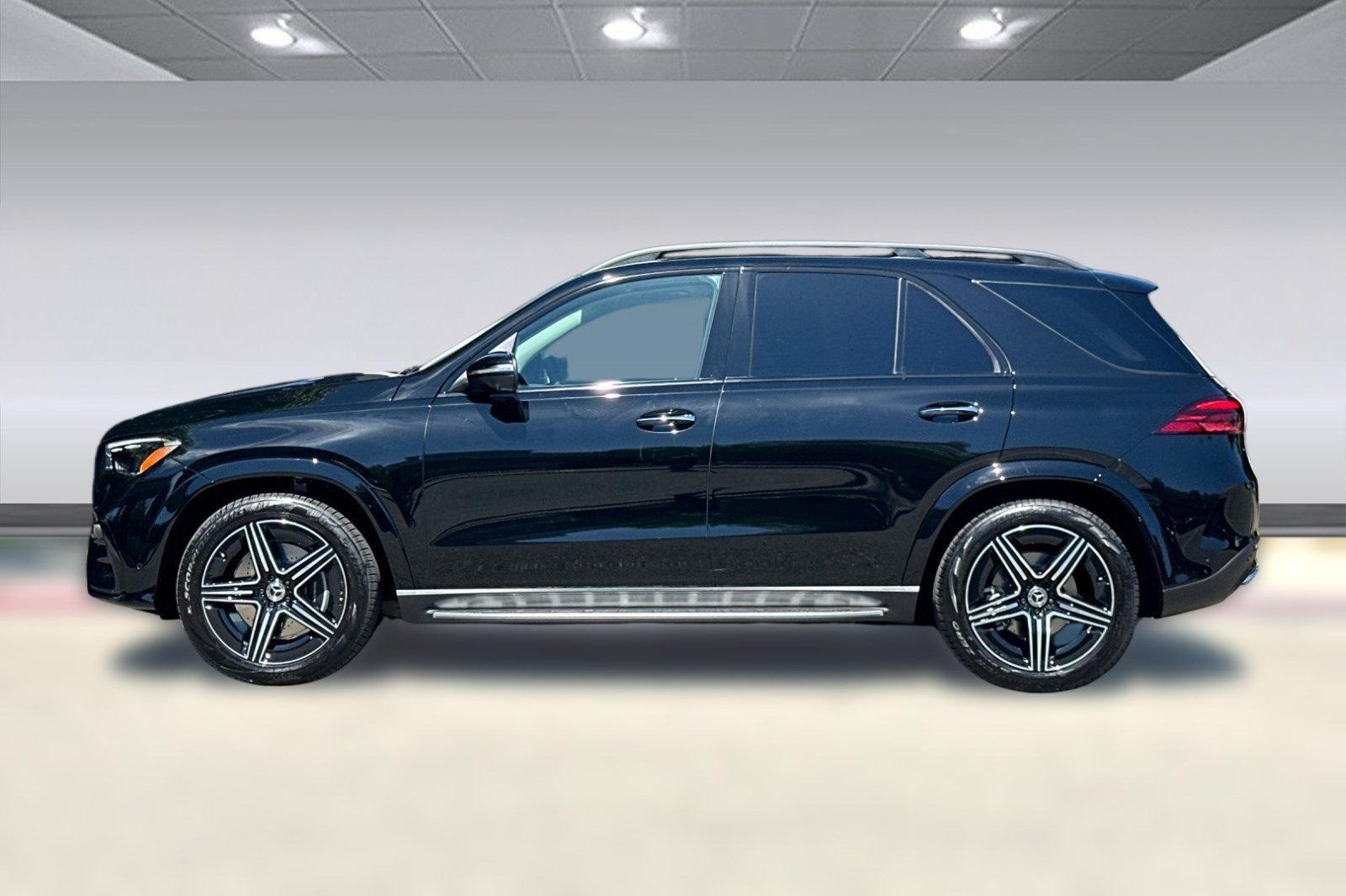 New 2026 Mercedes-Benz GLE 450 4MATIC image 2