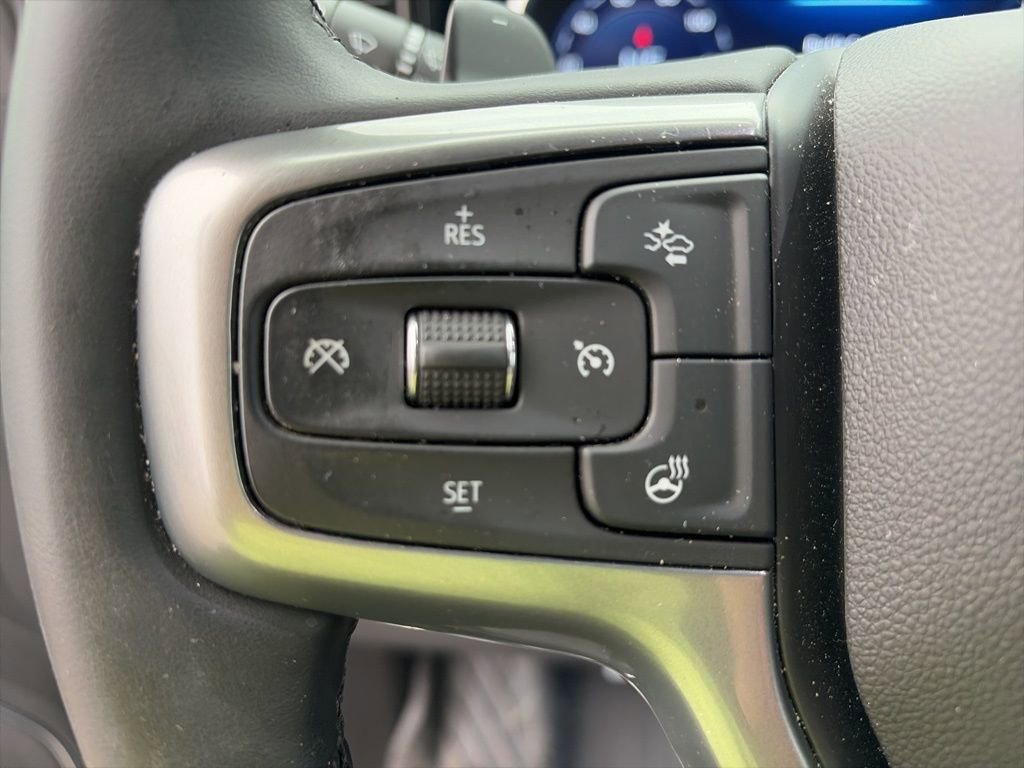 Used 2025 Chevrolet Silverado 1500 LT Trail Boss w/ Convenience Package II AWD/4WD image 19
