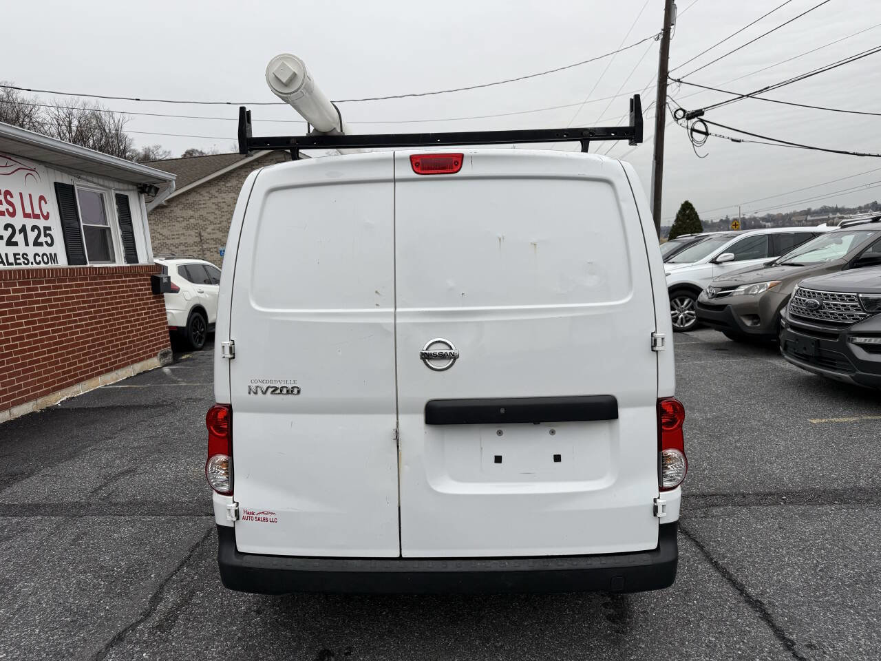 Used 2019 Nissan NV200 S image 6